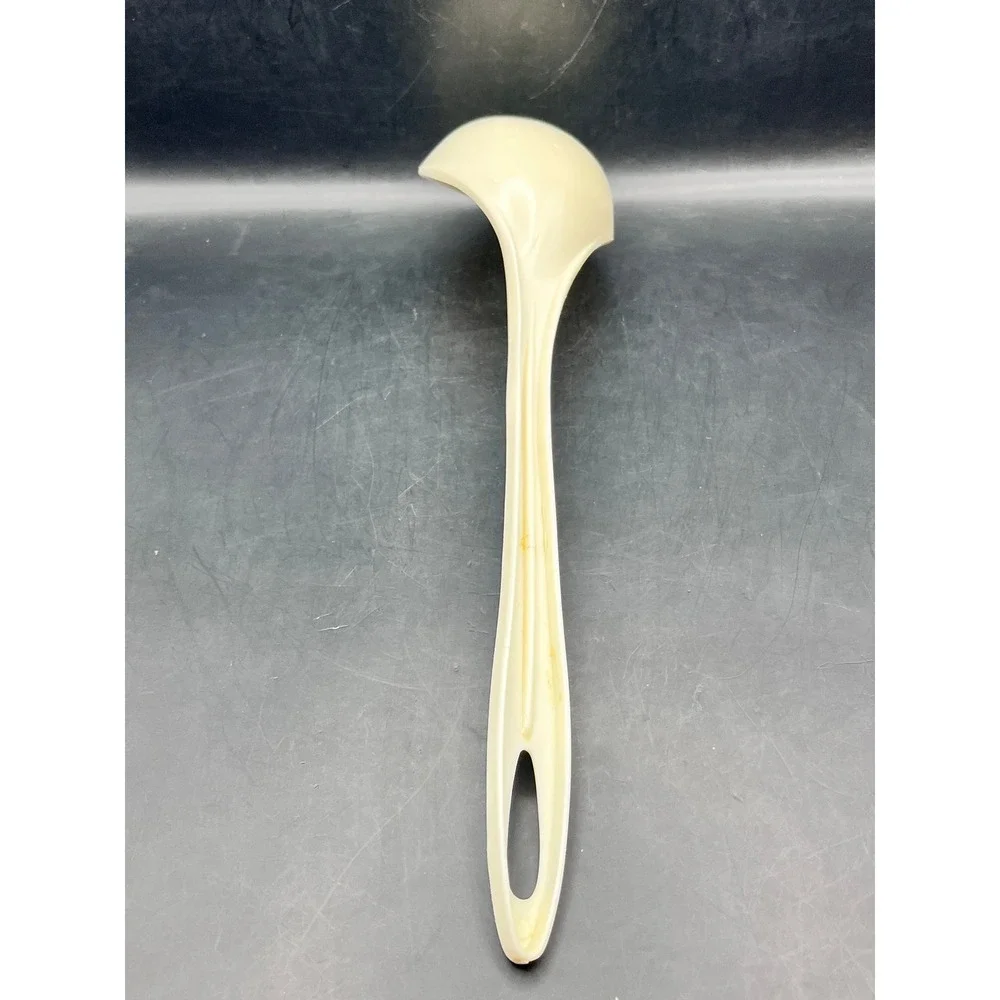 Vtg Plastic Nylon Kitchen Utensil Set Cream Ladle Slotted‎ Spatula MCM As Is